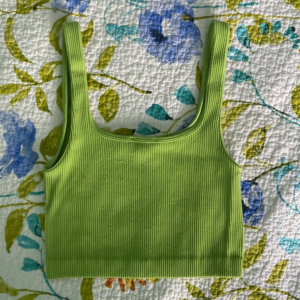 Zara Ribbed Tank Top - Picture 2 of 3